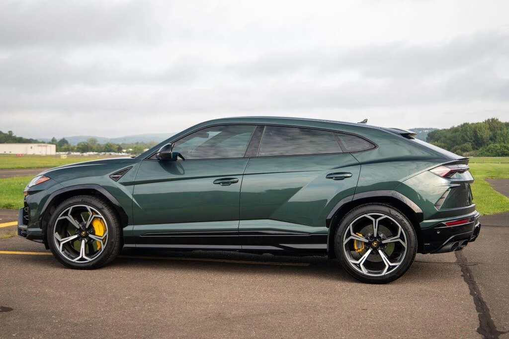 2022 Lamborghini Urus - Image 4 of 15