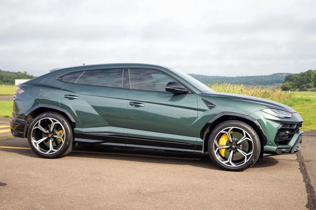 2022 Lamborghini Urus - Image 12 of 15