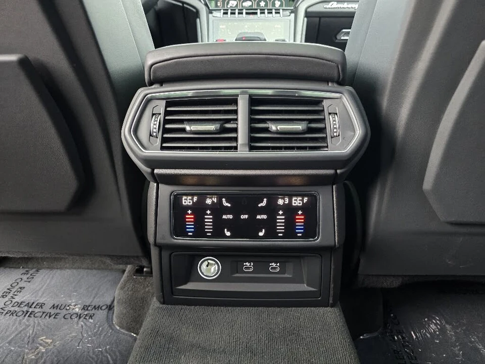 2022 Lamborghini Urus - Image 21 of 27