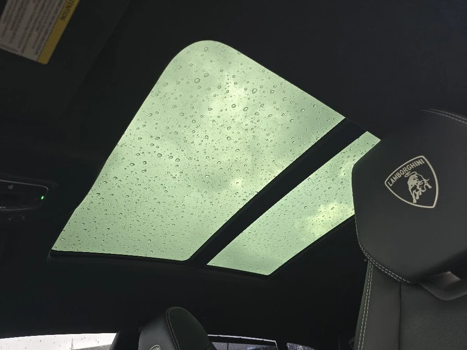 2022 Lamborghini Urus - Image 23 of 27
