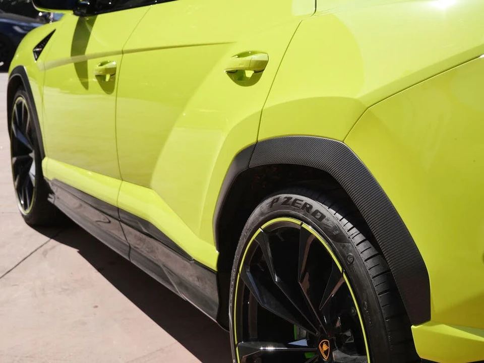 2022 Lamborghini Urus - Image 15 of 31
