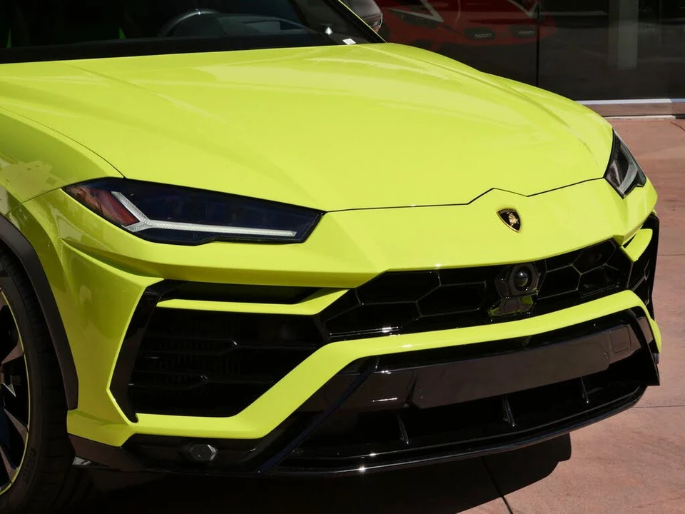 2022 Lamborghini Urus - Image 16 of 31