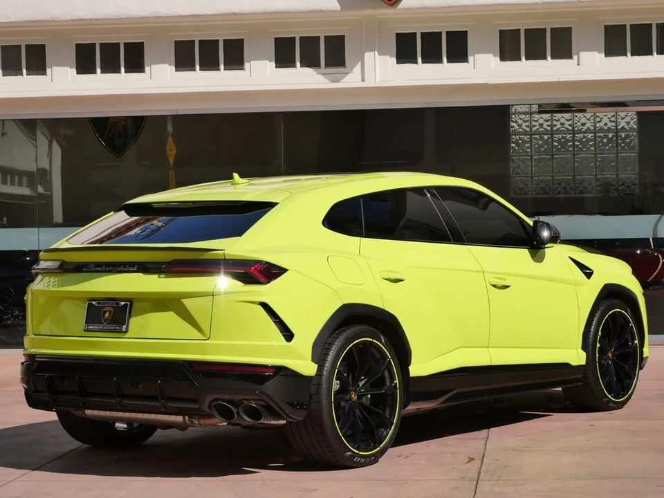 2022 Lamborghini Urus - Image 3 of 31