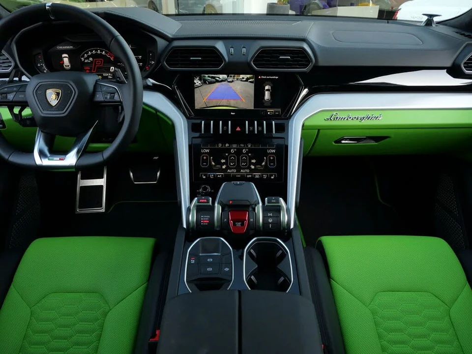 2022 Lamborghini Urus - Image 7 of 31