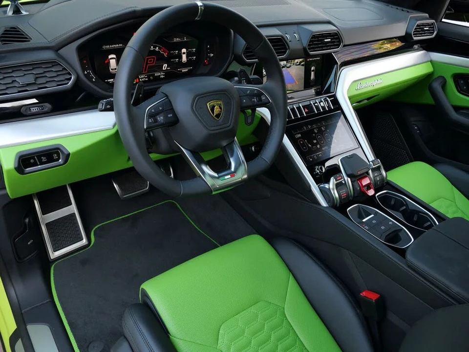 2022 Lamborghini Urus - Image 20 of 31