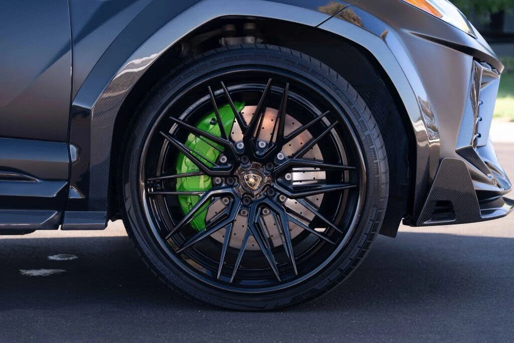 2022 Lamborghini Urus - Image 28 of 31