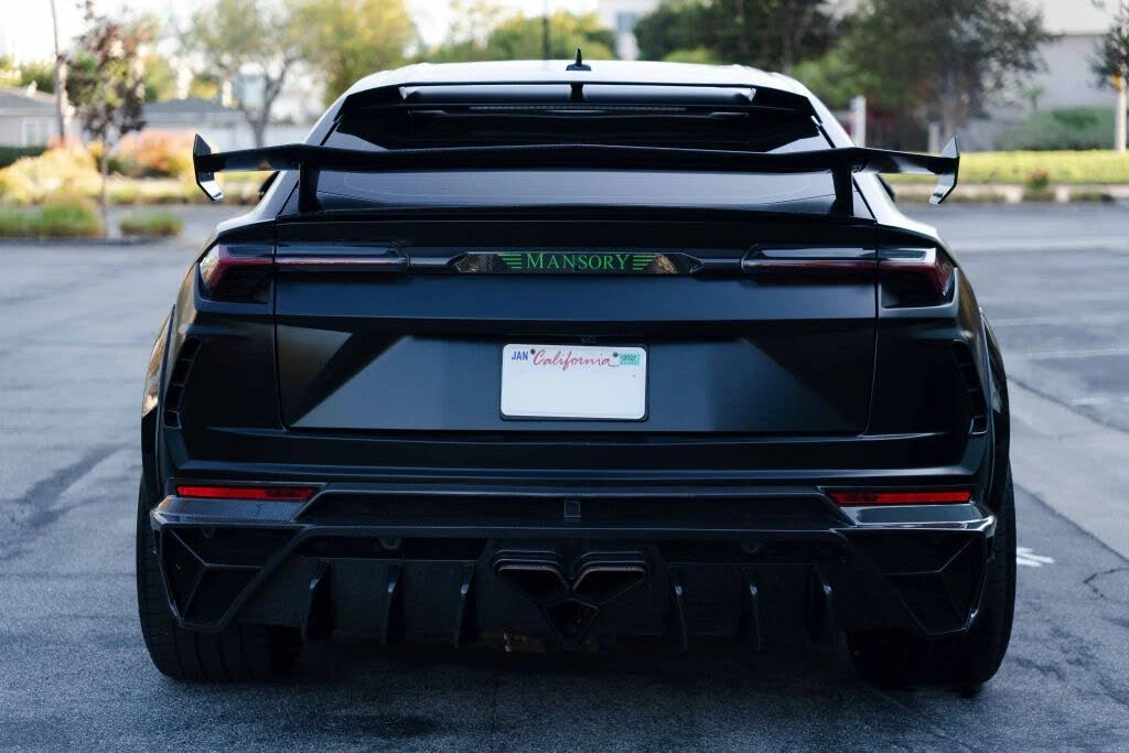 2022 Lamborghini Urus - Image 11 of 31