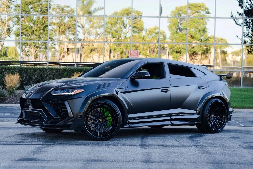 2022 Lamborghini Urus - Image 3 of 31