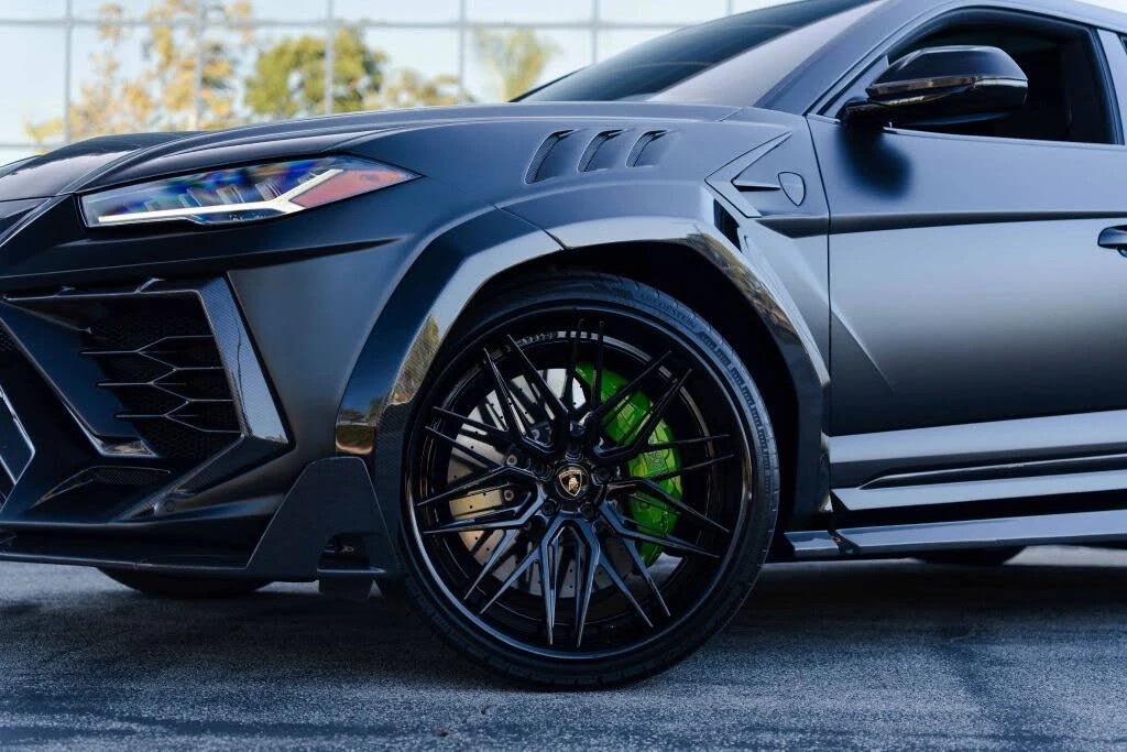 2022 Lamborghini Urus - Image 4 of 31
