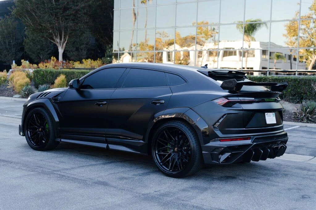 2022 Lamborghini Urus - Image 10 of 31