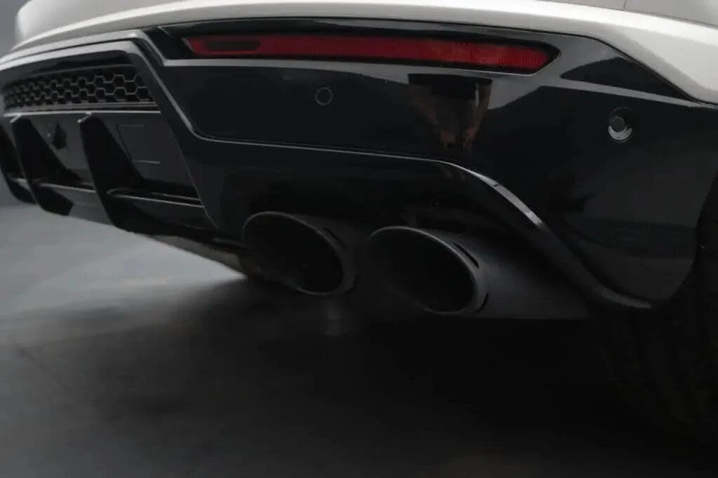 2022 Lamborghini Urus - Image 22 of 31