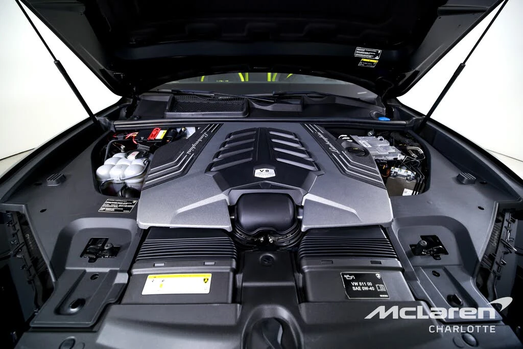 2022 Lamborghini Urus - Image 28 of 31