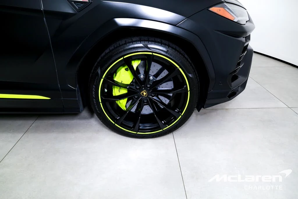 2022 Lamborghini Urus - Image 30 of 31