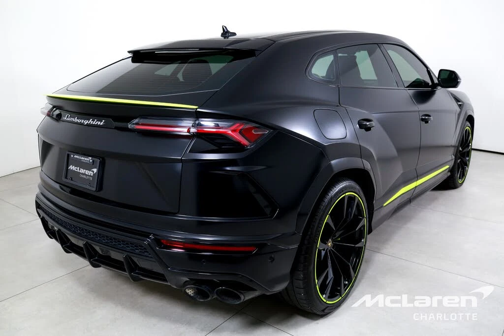 2022 Lamborghini Urus - Image 8 of 31