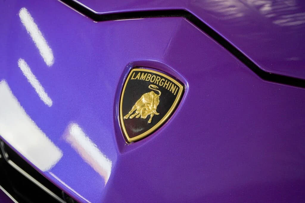 2022 Lamborghini Urus - Image 12 of 31