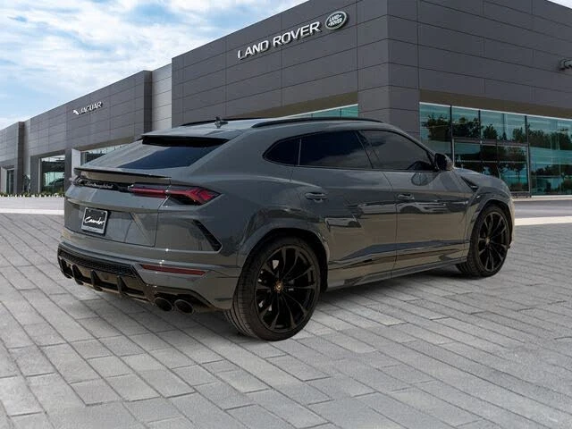 2022 Lamborghini Urus - Image 5 of 24
