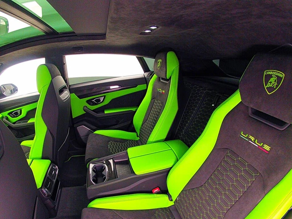2022 Lamborghini Urus - Image 23 of 31