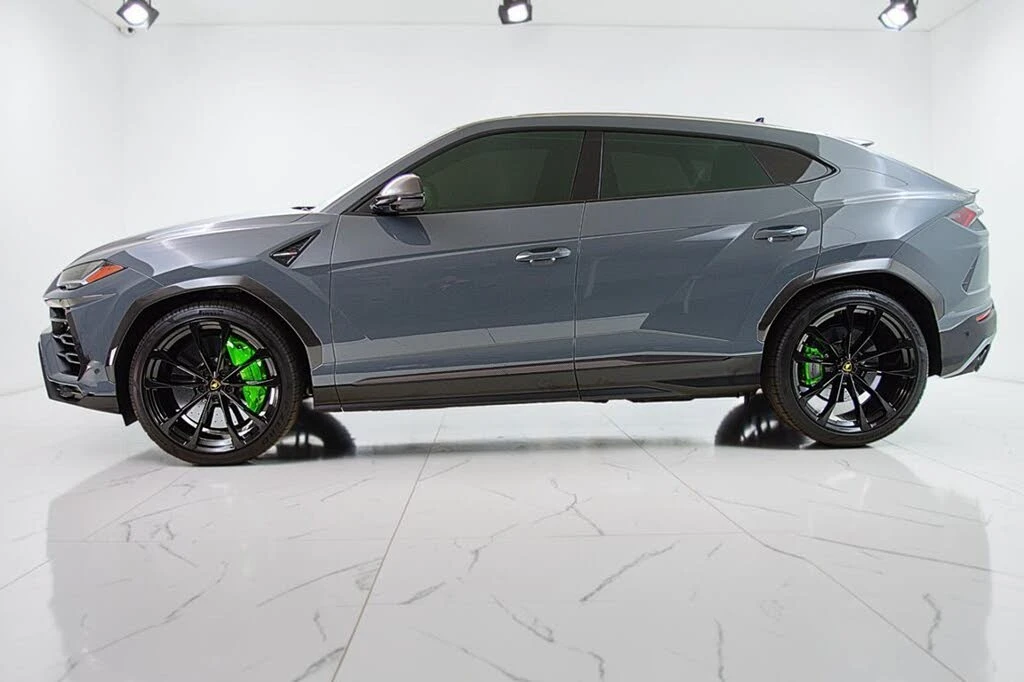 2022 Lamborghini Urus - Image 3 of 31