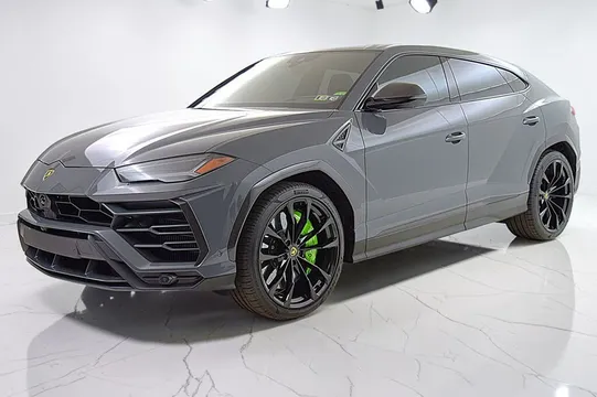 2022 Lamborghini Urus AWD