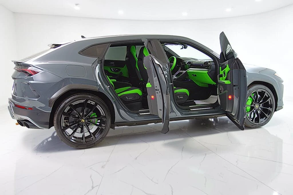 2022 Lamborghini Urus - Image 14 of 31