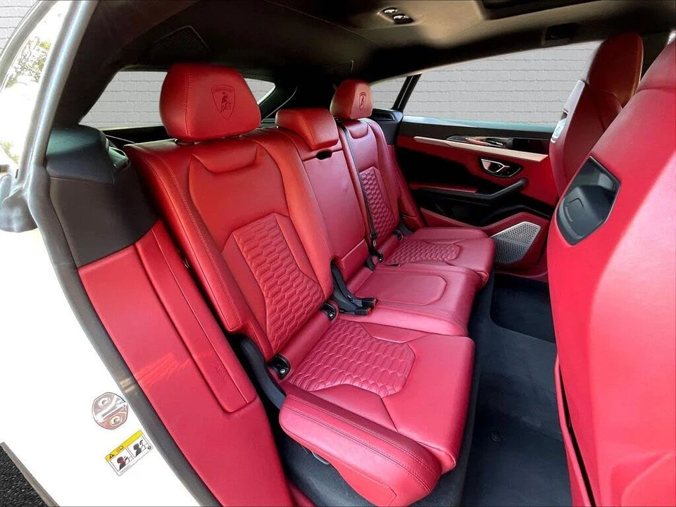 2022 Lamborghini Urus - Image 22 of 28