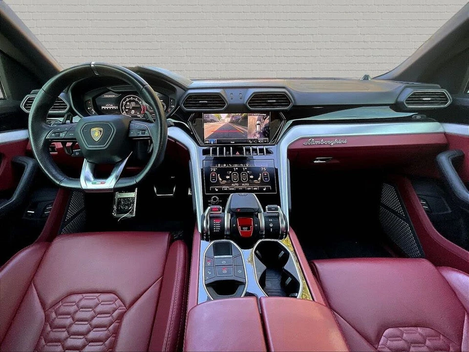 2022 Lamborghini Urus - Image 7 of 28