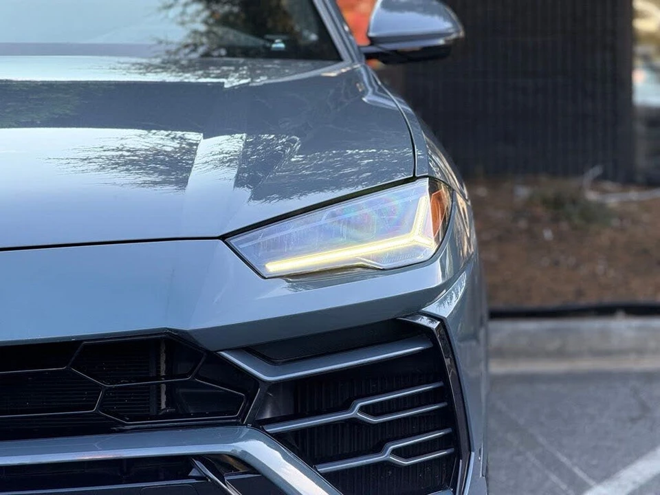 2022 Lamborghini Urus - Image 5 of 31