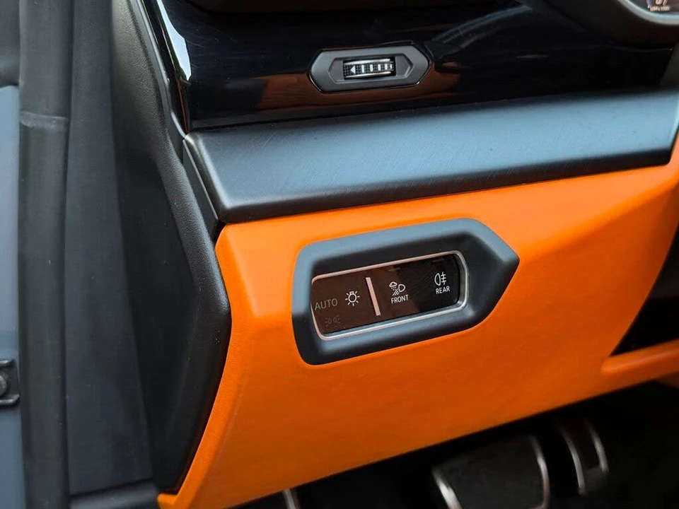 2022 Lamborghini Urus - Image 28 of 31