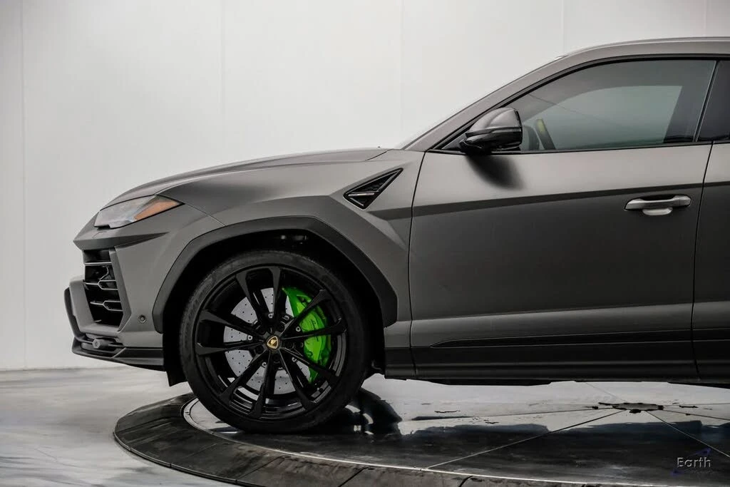 2022 Lamborghini Urus - Image 10 of 31