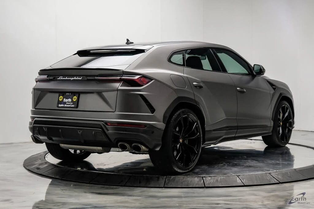 2022 Lamborghini Urus - Image 19 of 31