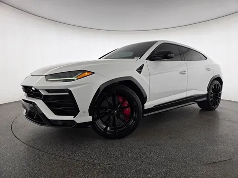 2022 Lamborghini Urus Base