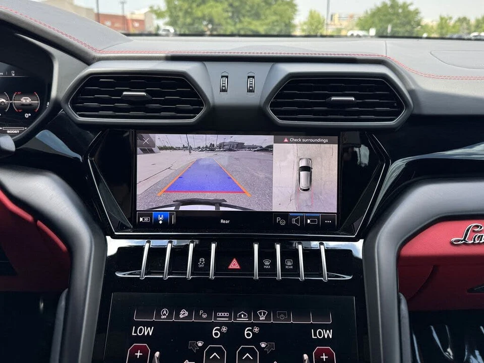 2022 Lamborghini Urus - Image 29 of 31