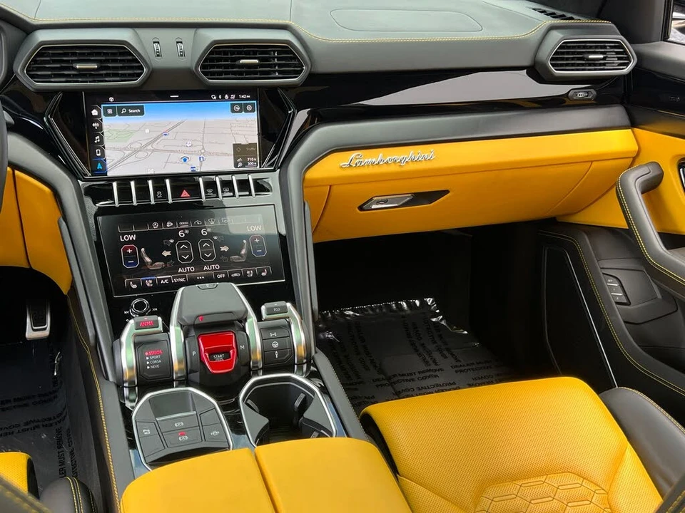 2022 Lamborghini Urus - Image 30 of 31