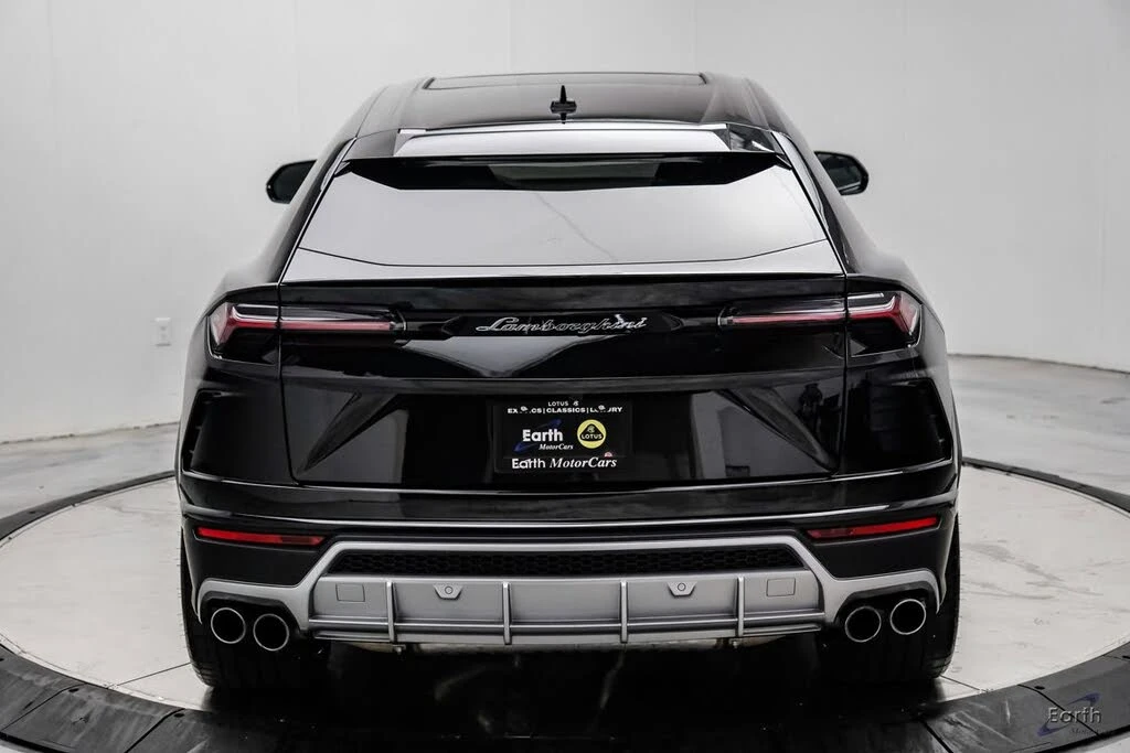 2022 Lamborghini Urus - Image 13 of 31