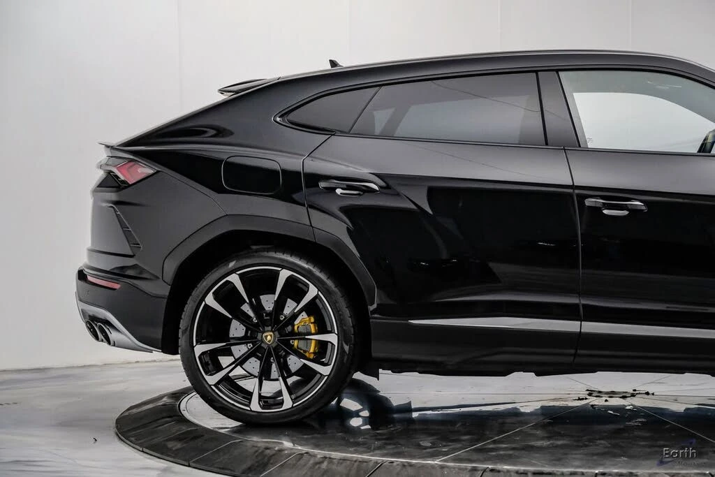 2022 Lamborghini Urus - Image 20 of 31