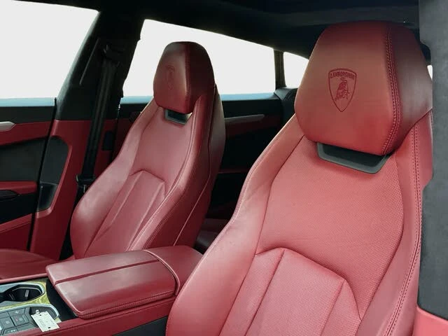 2022 Lamborghini Urus - Image 11 of 31