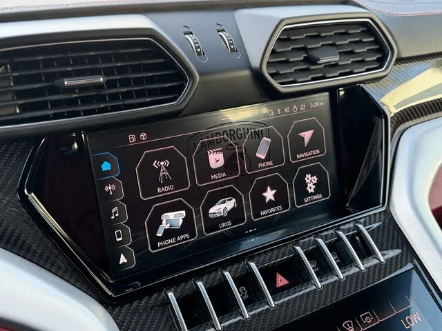 2022 Lamborghini Urus - Image 22 of 31