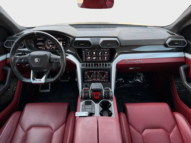 2022 Lamborghini Urus - Image 9 of 31