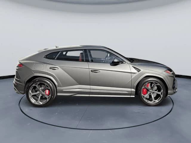 2022 Lamborghini Urus - Image 4 of 31