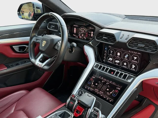 2022 Lamborghini Urus - Image 18 of 31