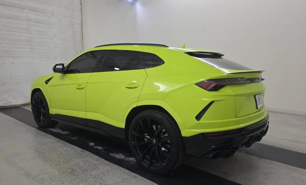 2022 Lamborghini Urus - Image 3 of 4