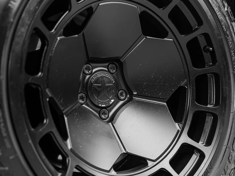 2022 Lamborghini Urus - Image 22 of 31