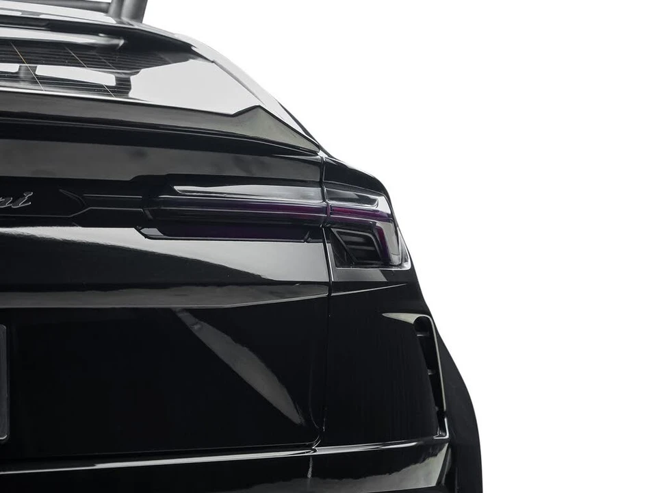 2022 Lamborghini Urus - Image 13 of 31