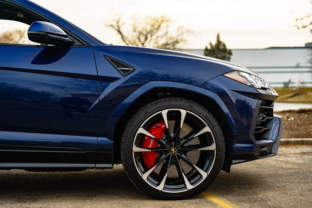 2022 Lamborghini Urus - Image 20 of 31