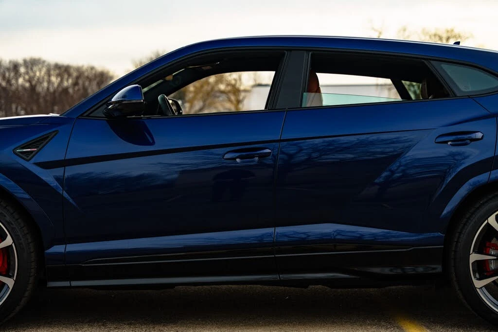2022 Lamborghini Urus - Image 4 of 31