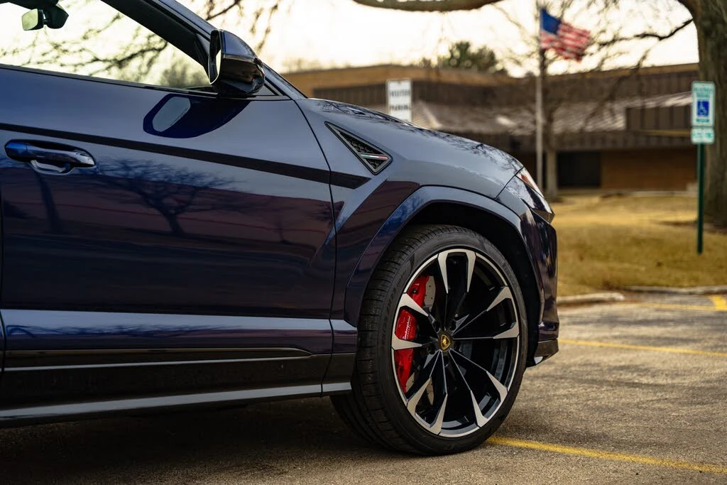 2022 Lamborghini Urus - Image 24 of 31