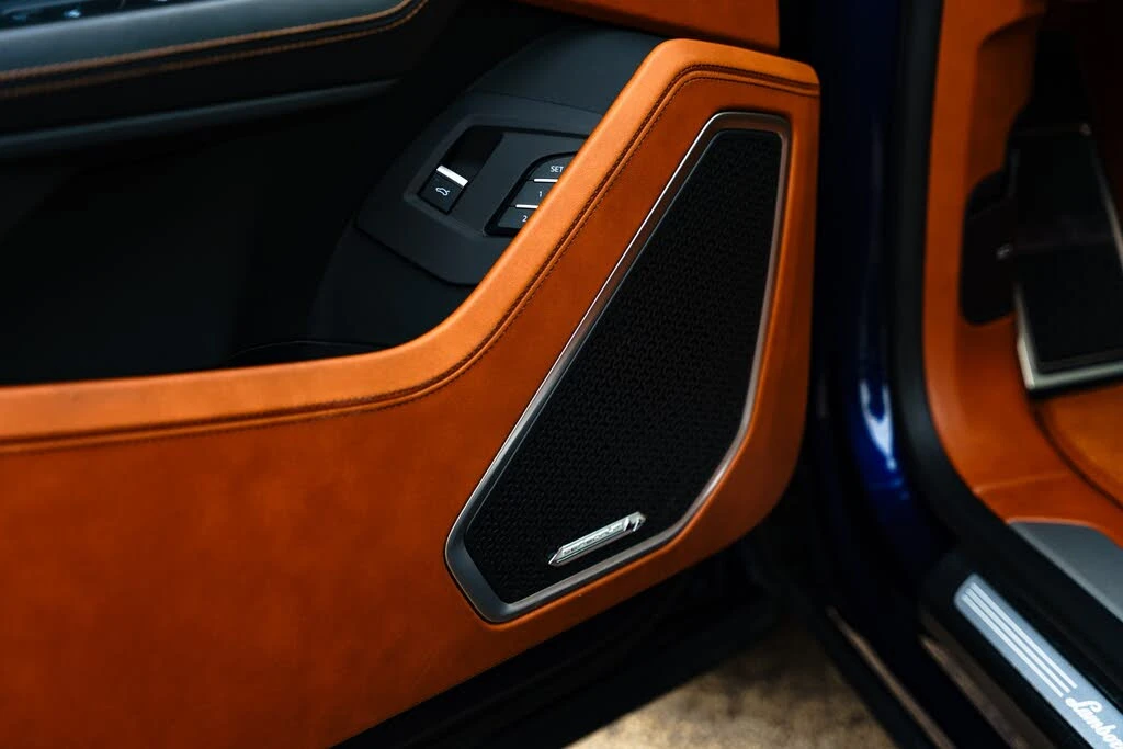 2022 Lamborghini Urus - Image 31 of 31