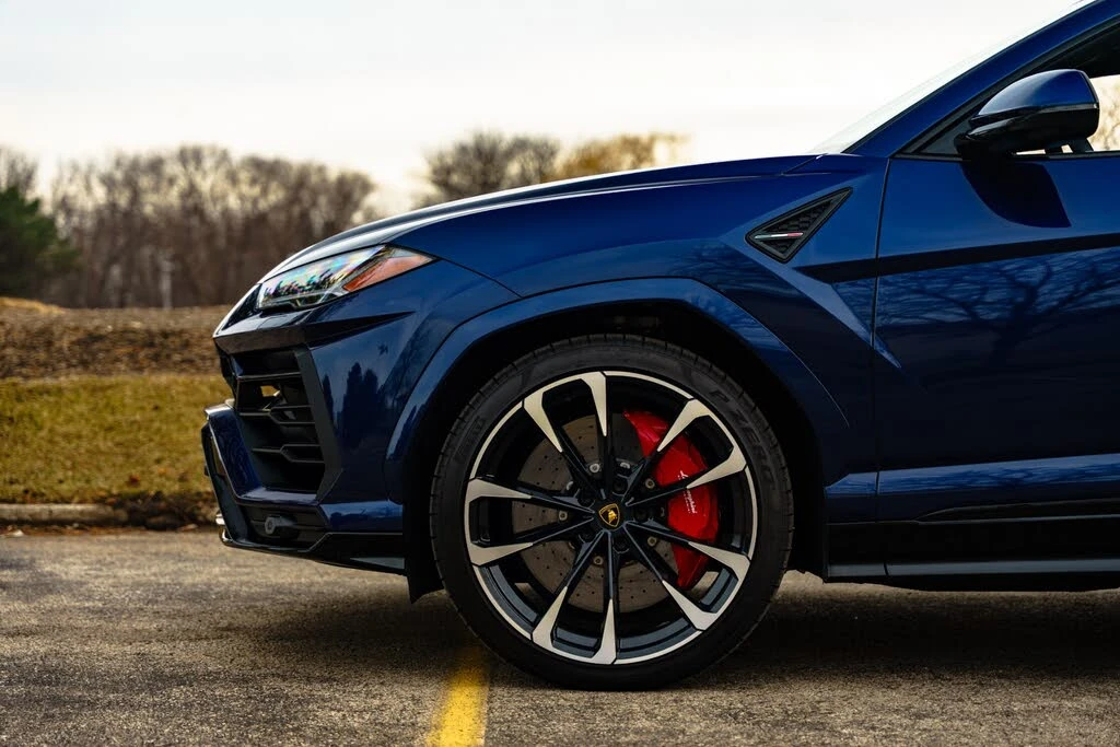 2022 Lamborghini Urus - Image 3 of 31