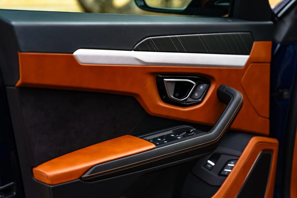 2022 Lamborghini Urus - Image 30 of 31