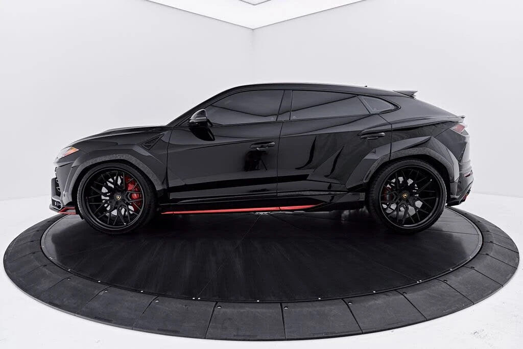 2022 Lamborghini Urus - Image 11 of 31